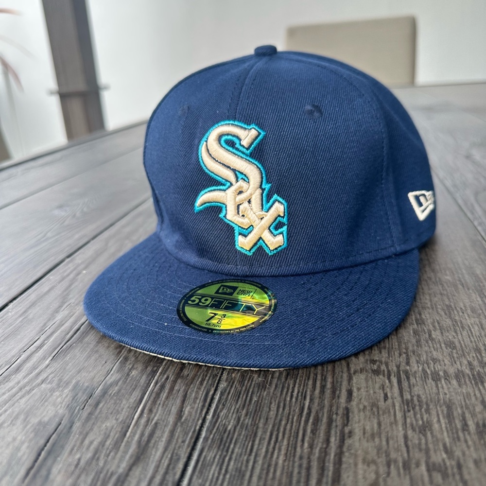Chicago White Sox navy fitted hat